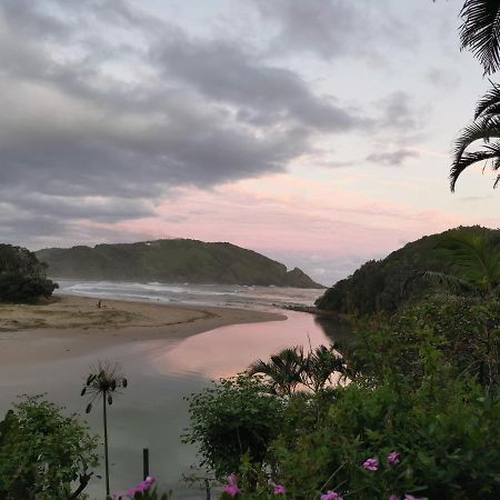 The Lodge On The Beach Port Saint John's Экстерьер фото